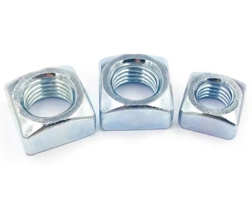 angepasste Din 557 Quadratkerne Kohlenstoffstahl 4.8 / 8.8 für die Schwerindustrie